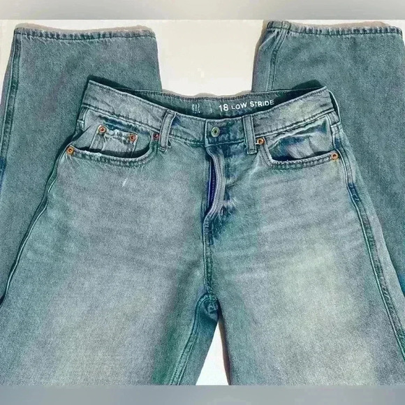 Gap Teen Girls “Low Stride” Wide Leg Light Wash Jeans, Size 18 - Picture 3 of 16